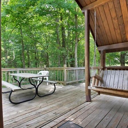 Villa Rustic Cabin In Lake Monroe à Bloomington Extérieur photo